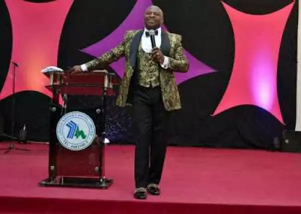 Flamboyant Pastor Spotted With His N80Million Luxury Hummer Limousine In Lagos (Photos)